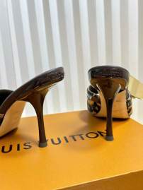 Picture of Louis Vuitton Shoes _SKULVsz35-429cmh060113512